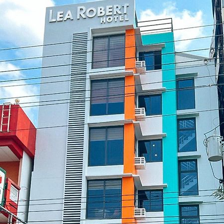 Lea Robert Hotel Angeles Pampanga By Reddoorz Esterno foto