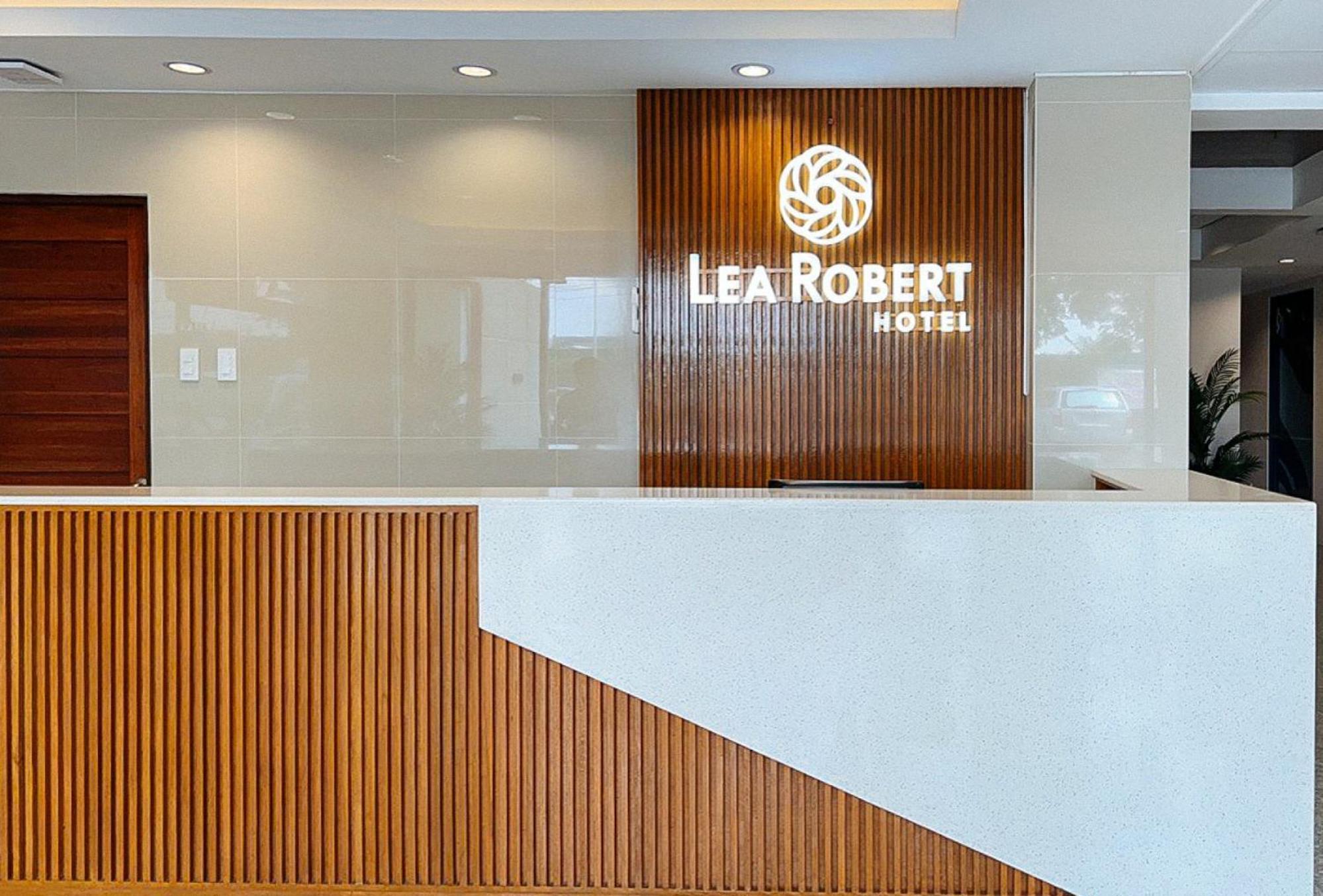 Lea Robert Hotel Angeles Pampanga By Reddoorz Esterno foto