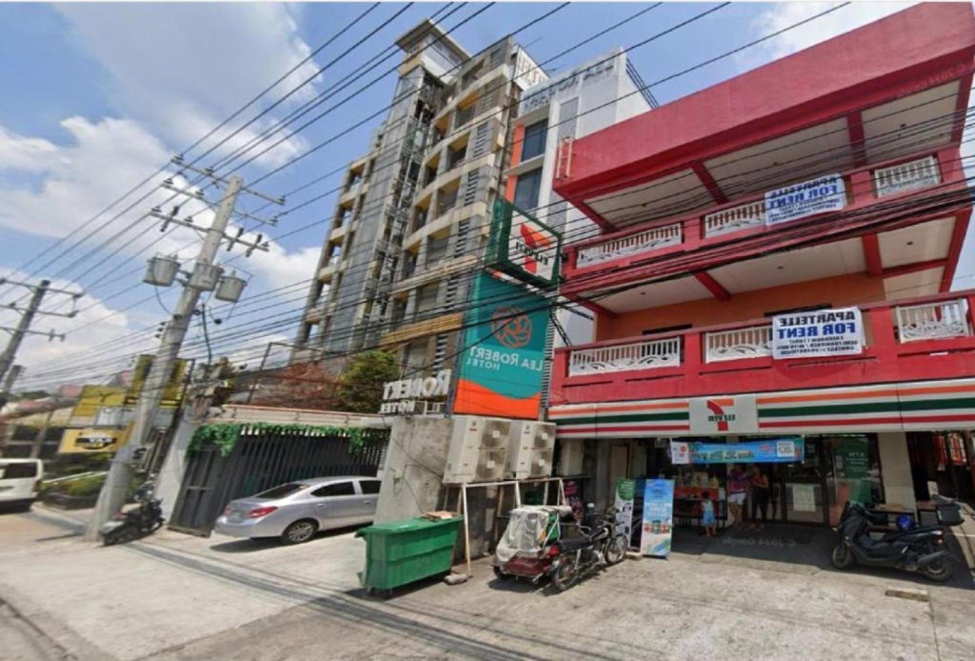 Lea Robert Hotel Angeles Pampanga By Reddoorz Esterno foto